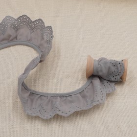 Galon Broderie Anglaise - Gris Clair